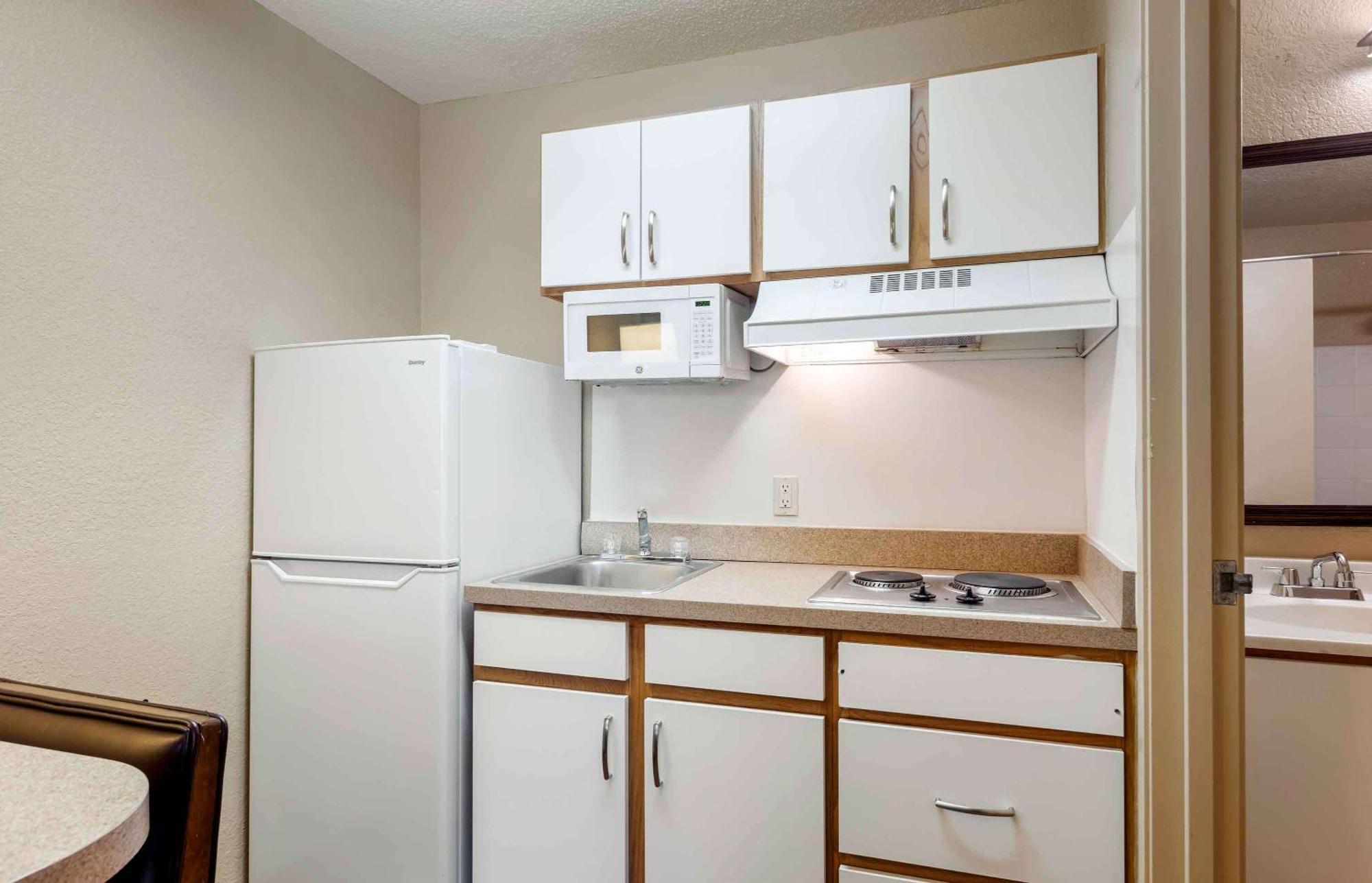 Extended Stay America Select Suites - Atlanta - Perimeter - Hammond Drive Sandy Springs Exteriör bild