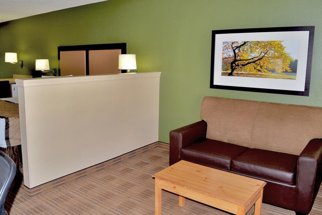 Extended Stay America Select Suites - Atlanta - Perimeter - Hammond Drive Sandy Springs Exteriör bild