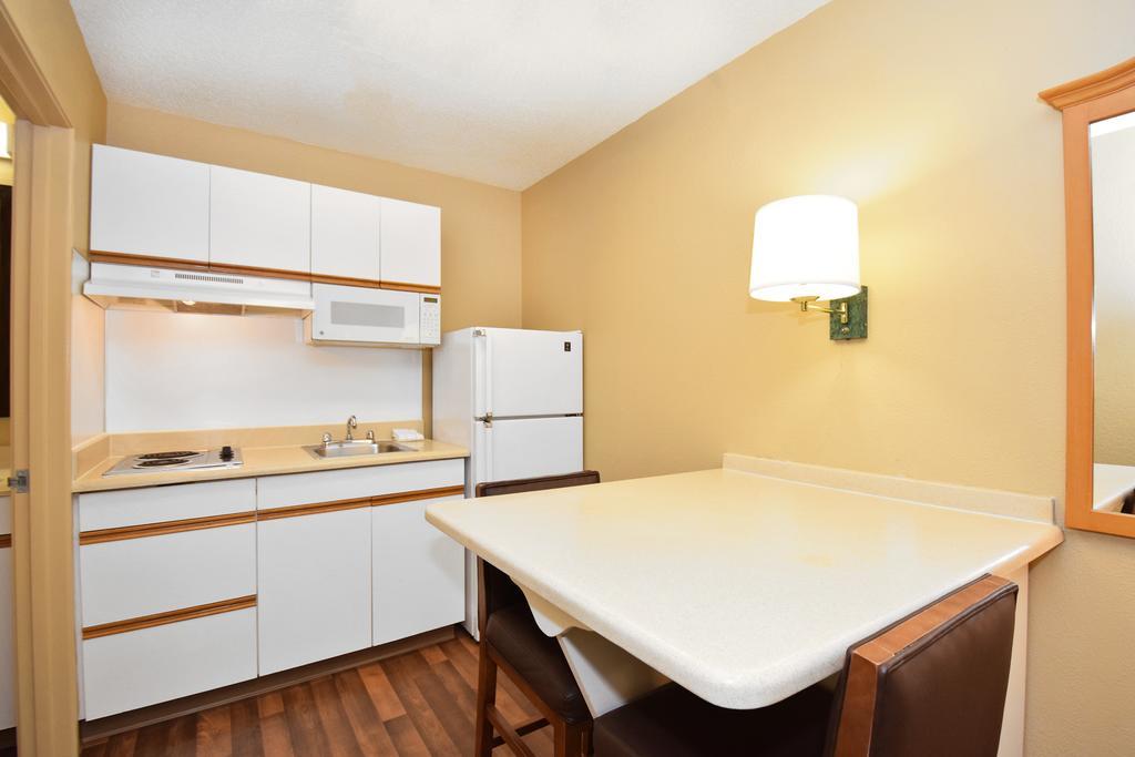 Extended Stay America Select Suites - Atlanta - Perimeter - Hammond Drive Sandy Springs Exteriör bild