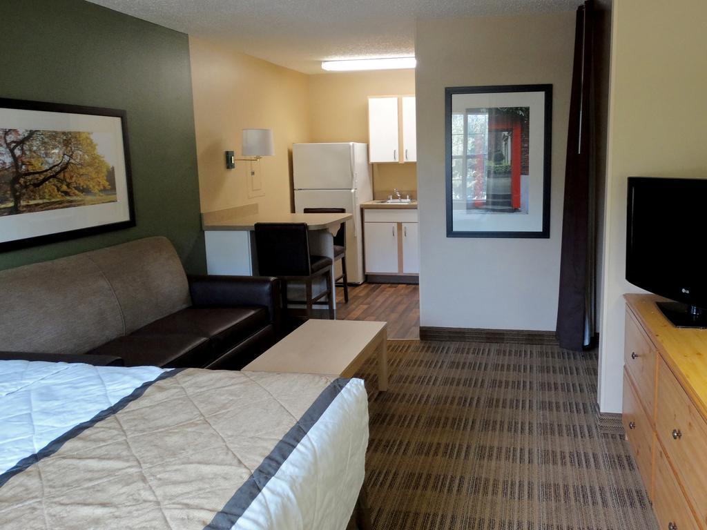 Extended Stay America Select Suites - Atlanta - Perimeter - Hammond Drive Sandy Springs Exteriör bild